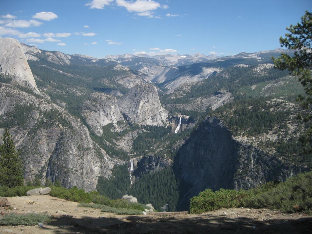Upper and Lower Yosemite Falls Upper and Lower Yosemite Falls