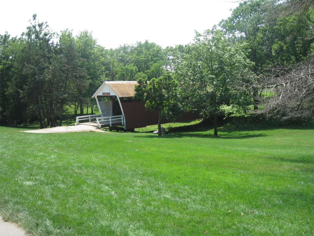 Covered Bridge in Wnterset, Iowa Covered Bridge in Wnterset, Iowa